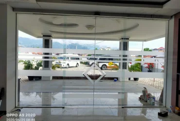 Pintu Otomatis lobi Utama Grand Krinci Jambi