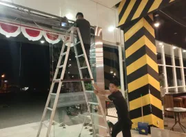 Projects Penggantian Pintu otomtis di Kapuas mall Kal Sel  2 img_20230816_wa0002